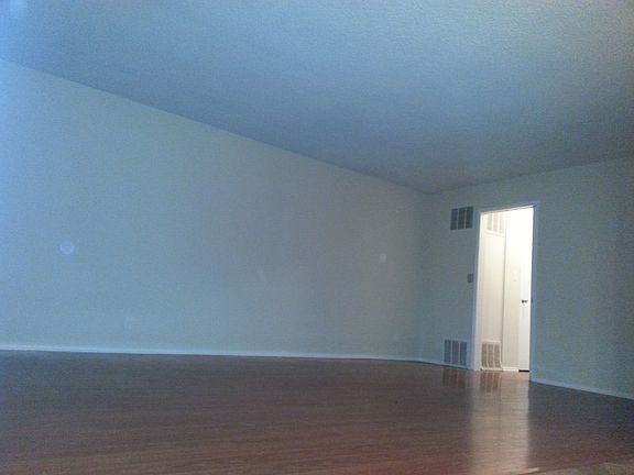 2nd image of 4801 August St APT 5