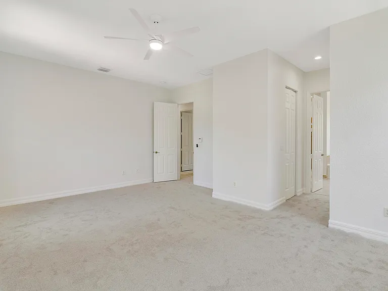 112 Dunmore Dr — Photo 25