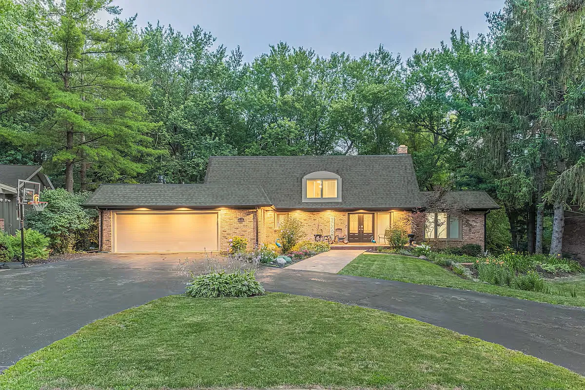Crofton Dr, Rockford — Photo 2