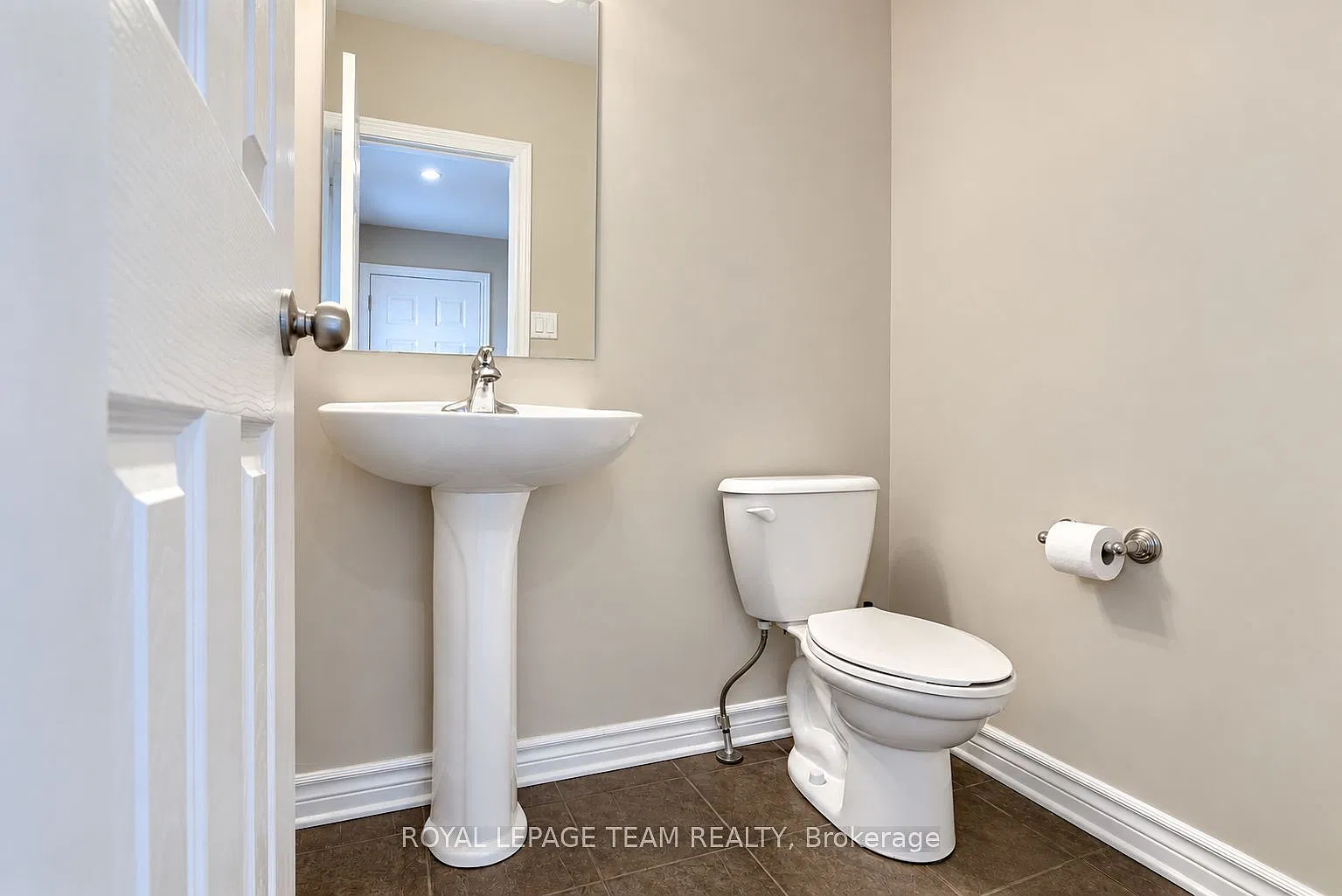 3 bed, $2,700 — Photo 3