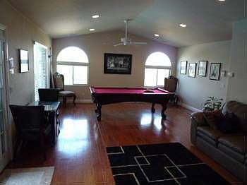 3rd image of 1257 Australia St