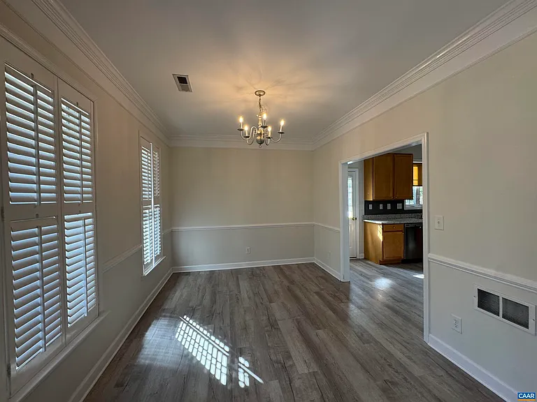 5426 Hill Top St — Photo 6