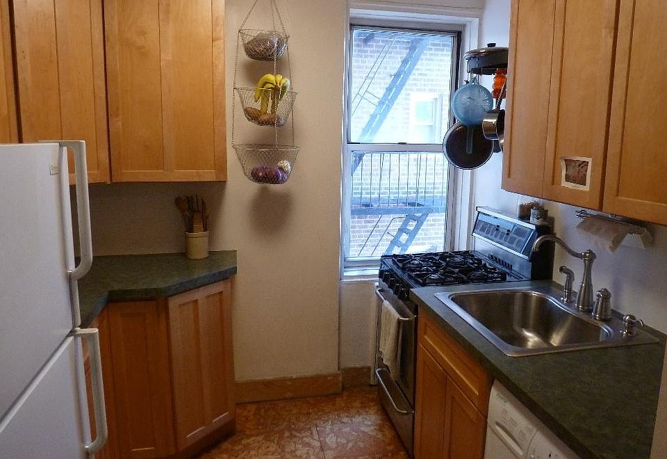 1st image of 330 Haven Ave APT 4E