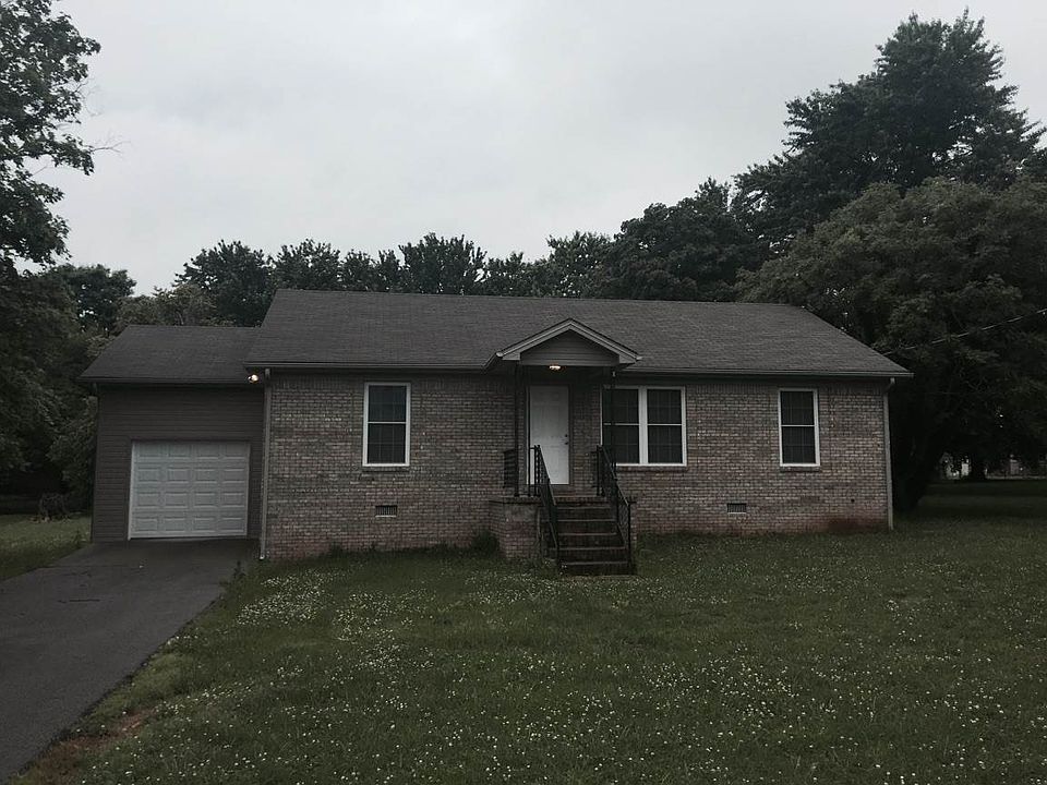 2nd image of 400 Yokley Dr
