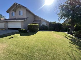 3220 Cattleman St, Bakersfield, CA 93312