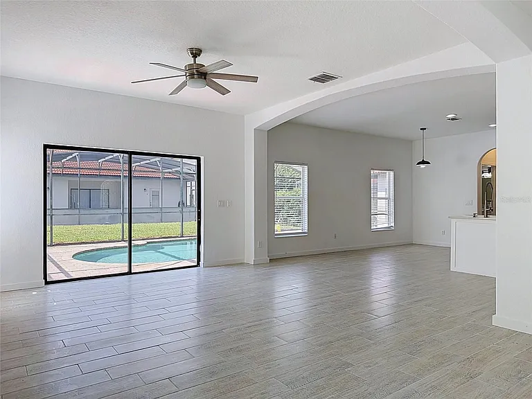 16710 Caribbean Breeze Way — Photo 3