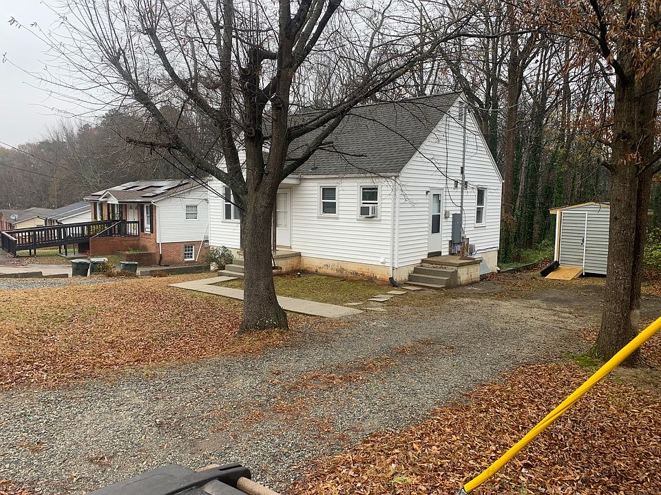 1st image of 820 Holt Ave Unit A