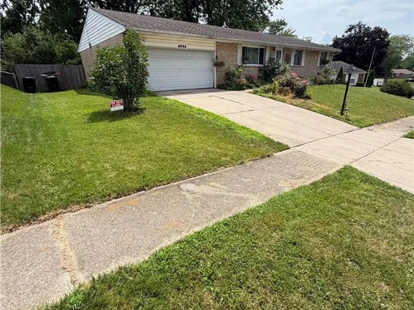 4526 Skylark Dr, Englewood, OH 45322