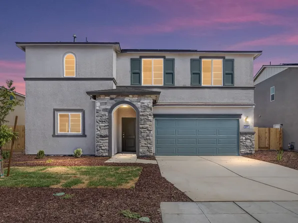 1414 W Clara Ave, Fowler, CA 93625