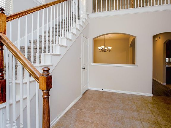 2nd image of 3205 Bans Crown Blvd