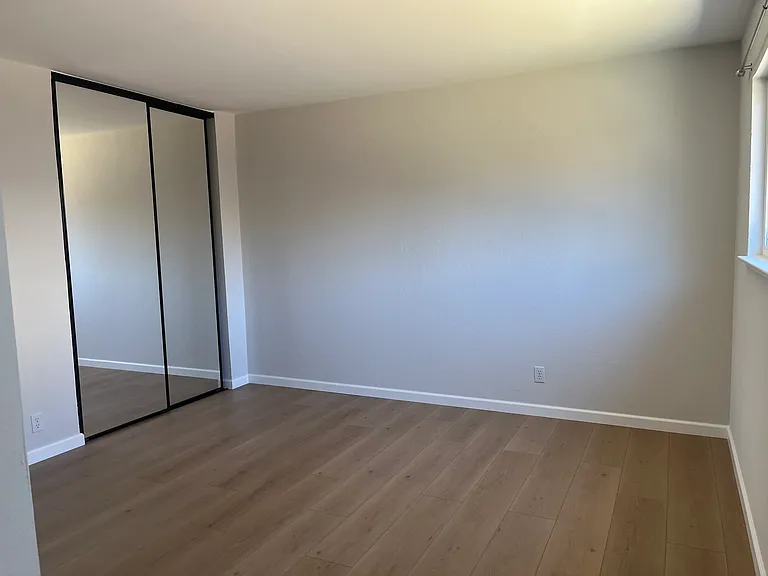 42854 Parkwood St — Photo 7