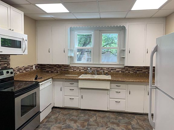 5th image of 1444 N Sherman Ave