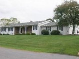 1300 Grandview Dr, Bloomsburg, PA 17815