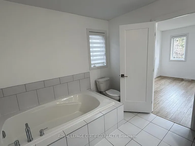 40 Lexington Ave — Photo 39