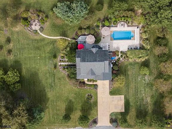 2nd image of 182 Northwood Dr