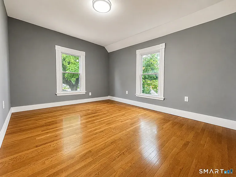 205B Laurel St — Photo 14