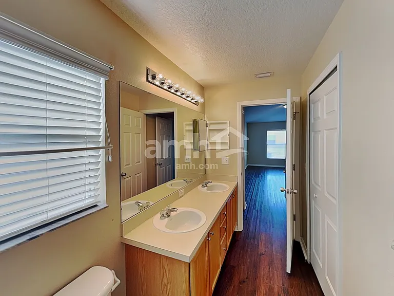 12042 Butler Woods Cir — Photo 12
