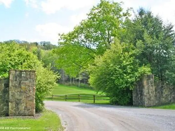 26 Hawthorne Valley, Snowshoe, WV 26209