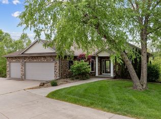 842 Shade Tree Ct, Lisbon, IA 52253