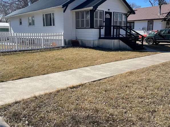 1100 17th St, Fort Benton, MT 59442