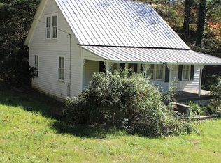 202 Double Island Rd, Burnsville, NC 28714