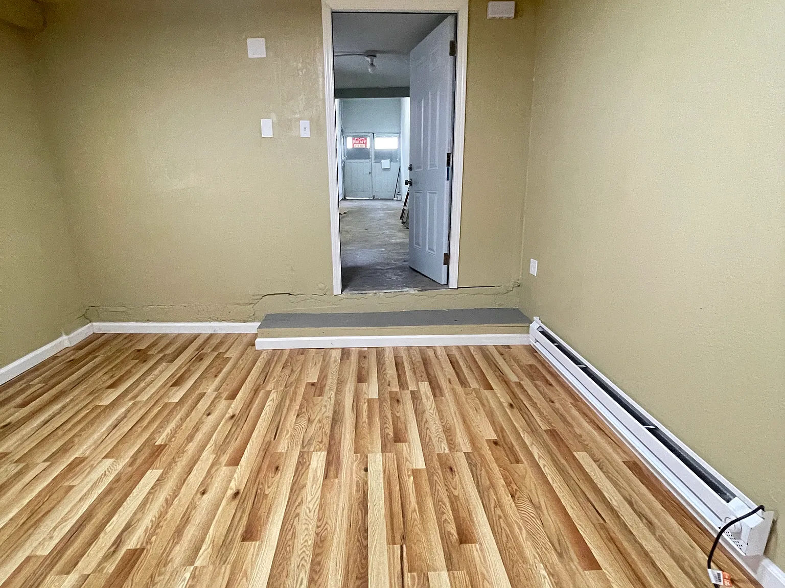 1 bed, 450 sqft, $2,000 — Photo 2