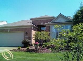 10778 Pinehurst Rd, Plymouth, MI 48170