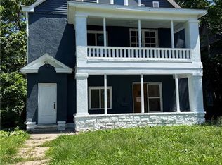 4105 Warwick Blvd, Kansas City, MO 64111