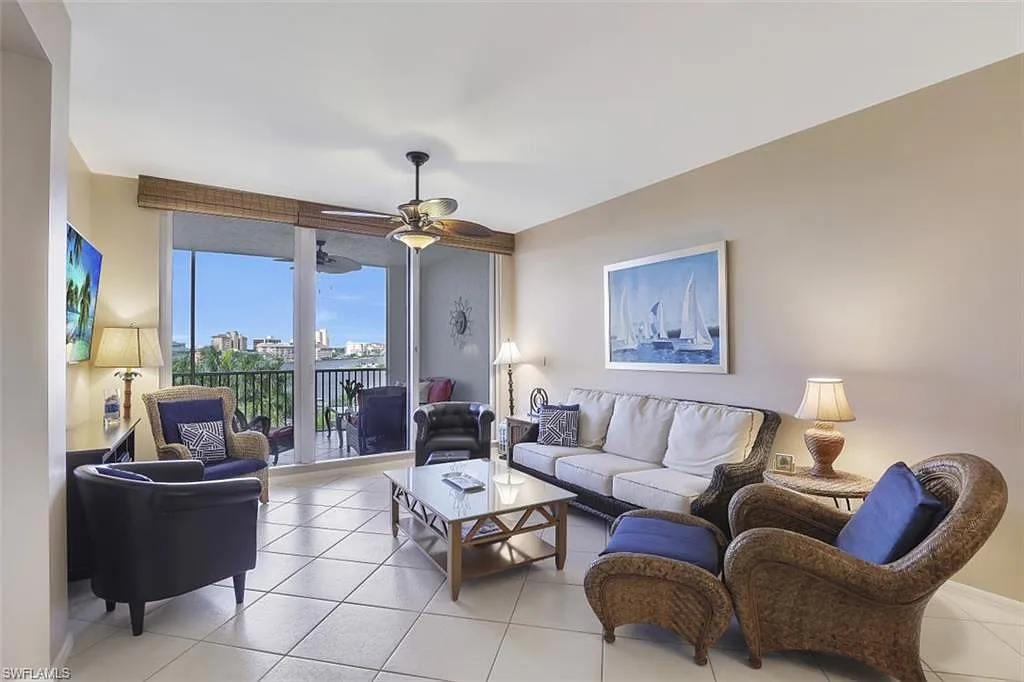 3 bed, 3.0 bath, 1760 sqft, $11,500 — Photo 3