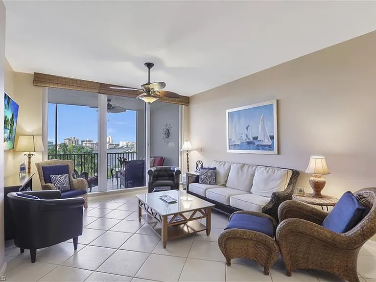 400 Flagship Dr #505 — Photo 3