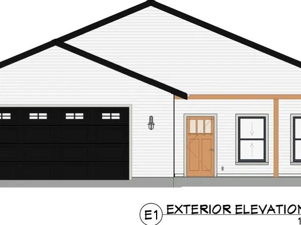 102 Sea Foam Dr, Crescent City, CA 95531