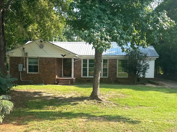 1028 S Azalea Dr