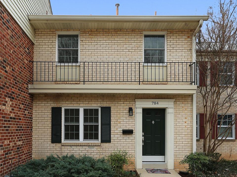 1st image of 784 Princeton Pl #1