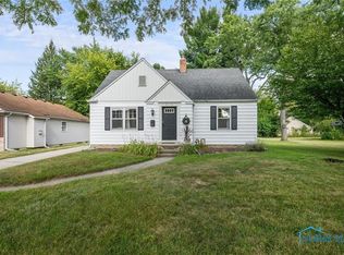 2112 Rivard Rd, Toledo, OH 43615