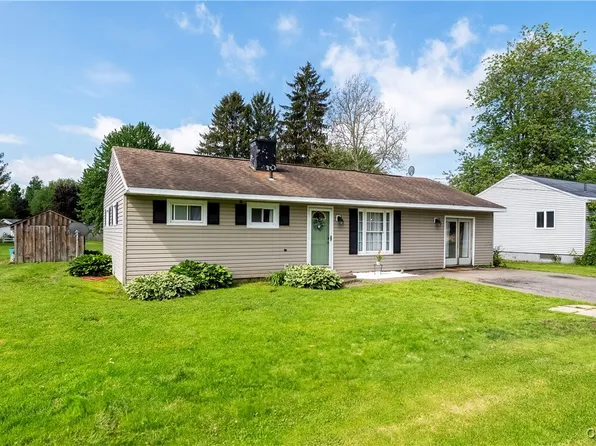 30 Bakeman St, Fulton, NY 13069