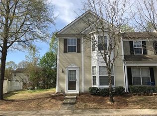 6859 Rothchild Dr, Charlotte, NC 28270