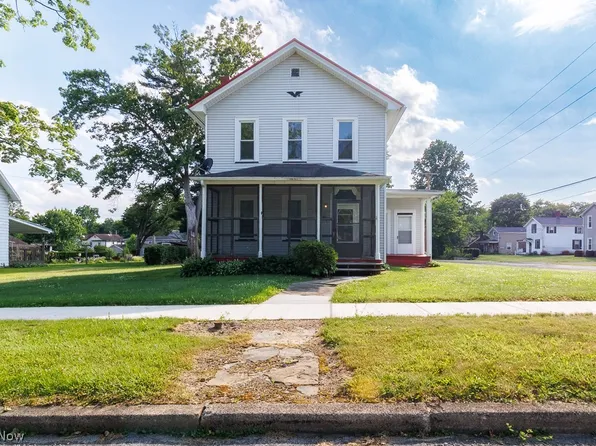 174 Elm St, Leetonia, OH 44431