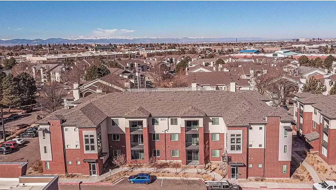 Building Photo - 14331 E Tennessee Ave #206