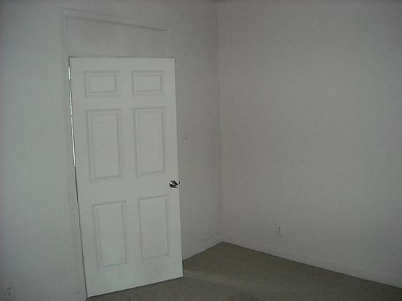 2nd image of 38 N Tacoma Ave
