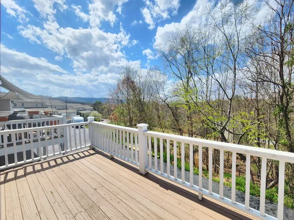 34 Union Chapel Rd APT 10, Weaverville, NC 28787