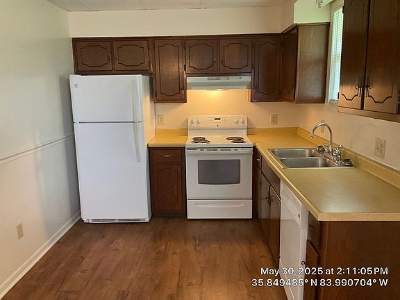 5th image of 3708 Moss Ln #3708M
