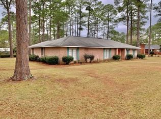 303 N Wilson St, Geneva, AL 36340