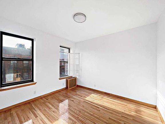 2nd image of 176 Stanton St #4C