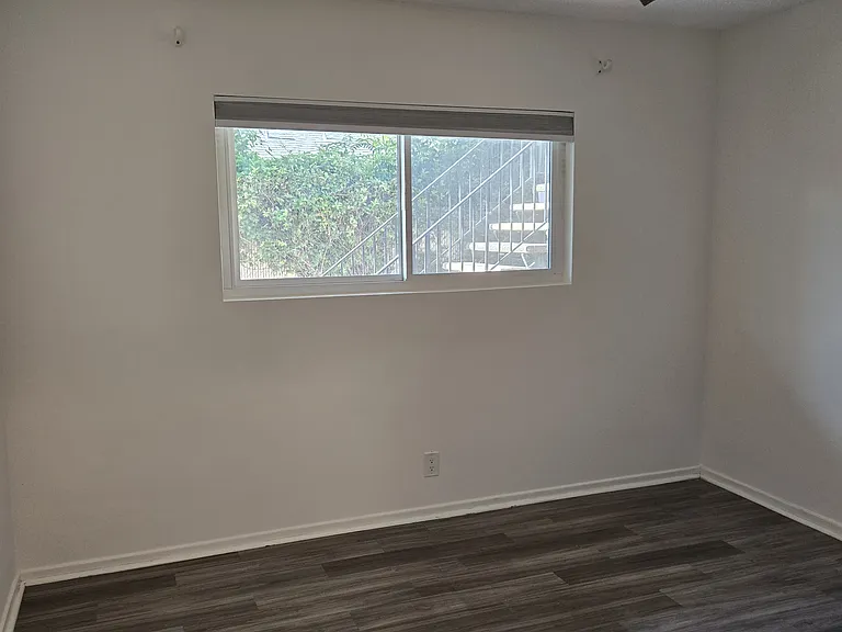 40 Harkness Ave #4 — Photo 14
