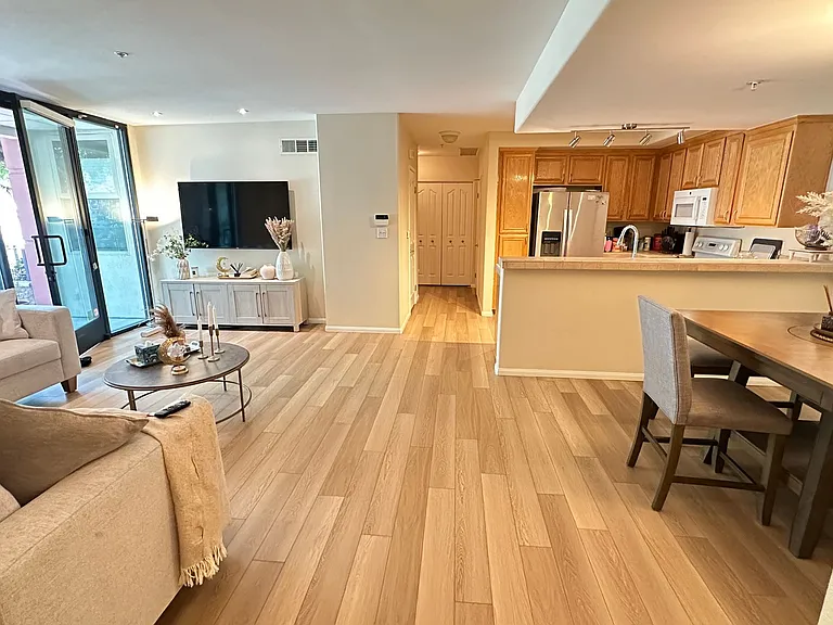 235 Market St #102 — Photo 2