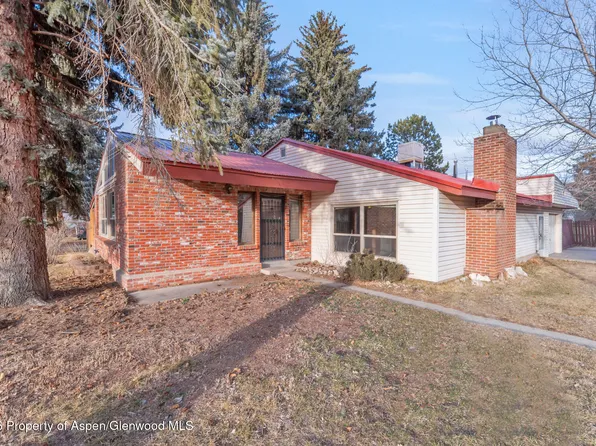 805 Rose St, Craig, CO 81625