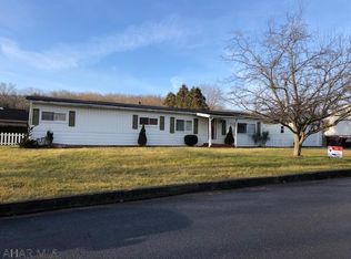 801 General Jones Dr, Tyrone, PA 16686