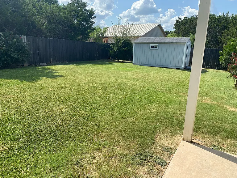 1639 Green Hill Dr — Photo 36