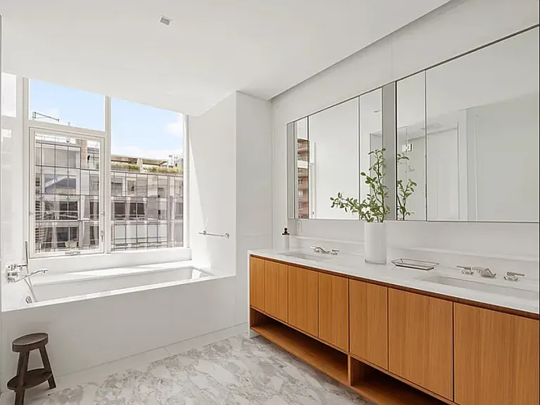 1289 Lexington Ave #18B — Photo 6