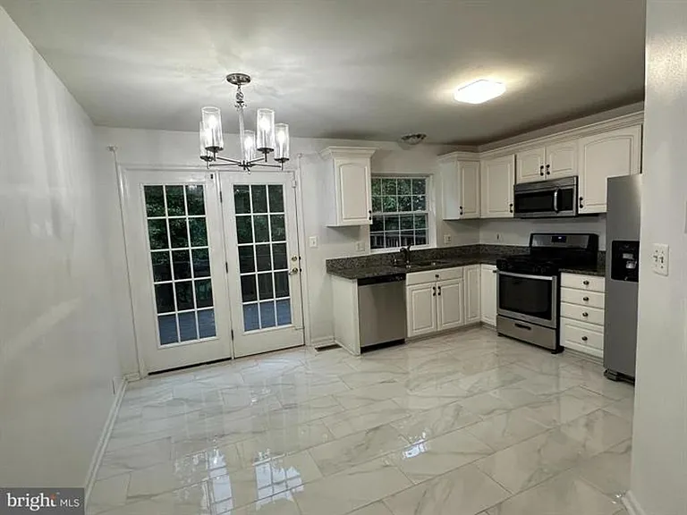 1964 Teasel Ct — Photo 2